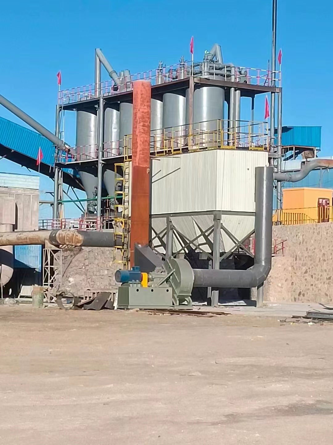 2022年初江蘇無錫脈沖布袋除塵器機組通過